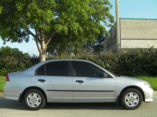Honda Civic 2004 photo 2