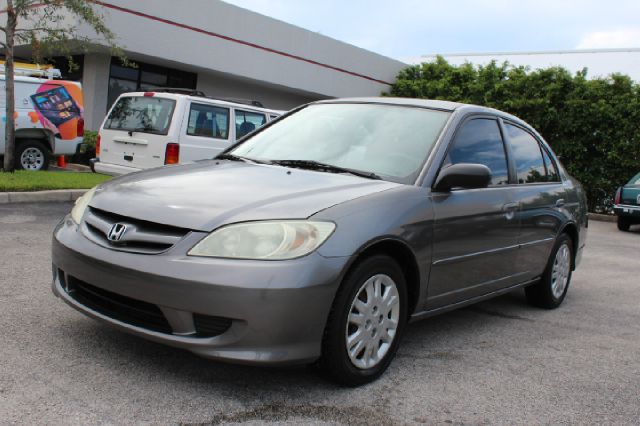 Honda Civic 2004 photo 2