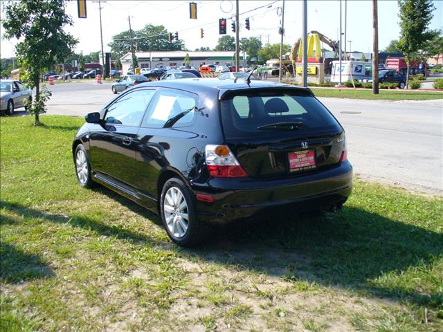 Honda Civic 2004 photo 2
