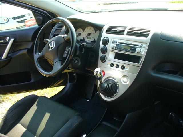Honda Civic 2004 photo 5