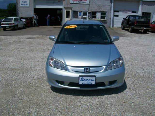 Honda Civic 2004 photo 2