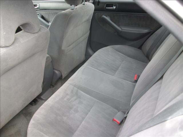 Honda Civic 2004 photo 3