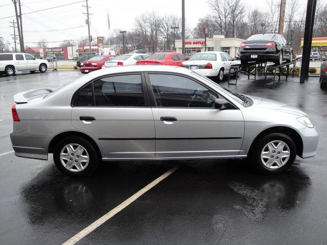 Honda Civic 2004 photo 2