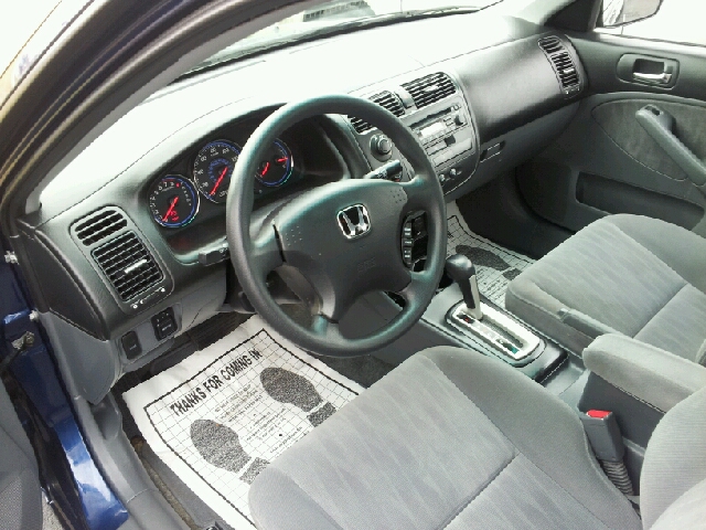 Honda Civic 2004 photo 2