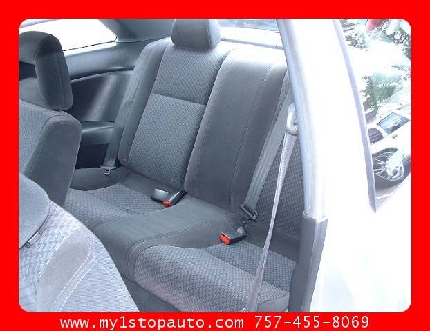 Honda Civic 2004 photo 4