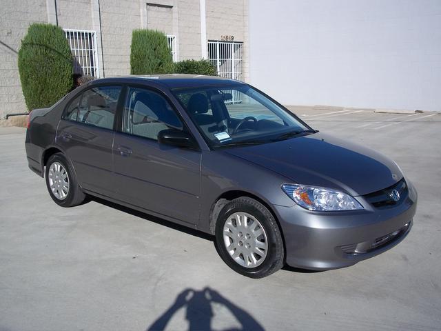 Honda Civic 2004 photo 2