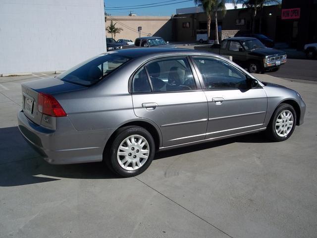 Honda Civic 2004 photo 3