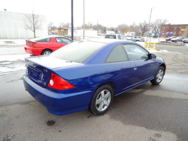 Honda Civic 2004 photo 2