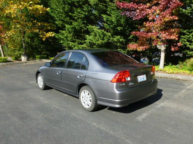 Honda Civic 2004 photo 2
