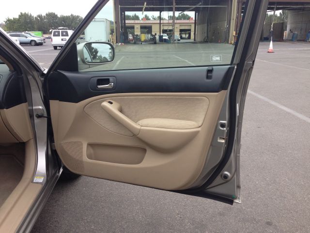 Honda Civic 2004 photo 3