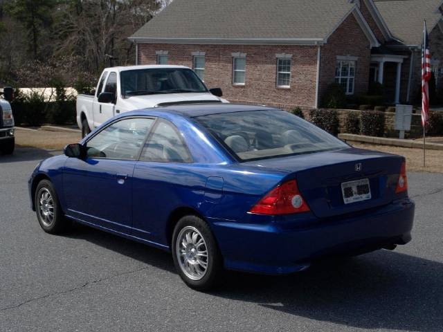 Honda Civic 2004 photo 2