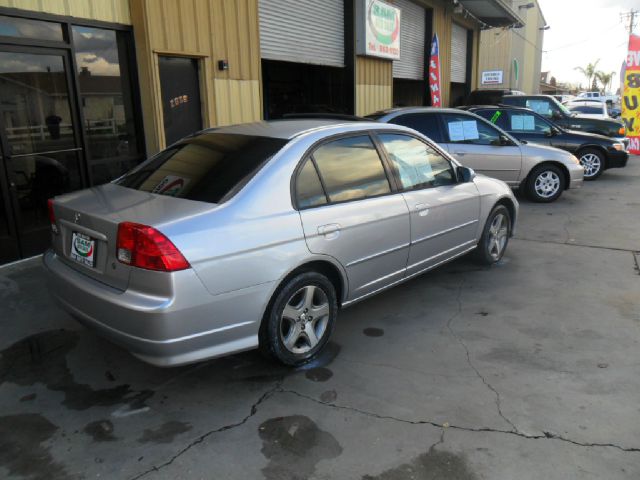 Honda Civic 2004 photo 1