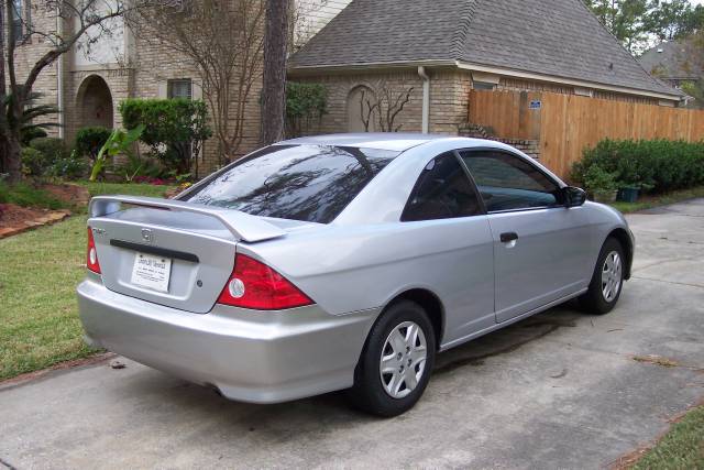 Honda Civic 2004 photo 2