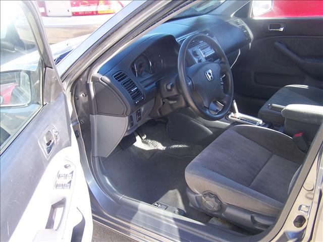Honda Civic 2004 photo 2