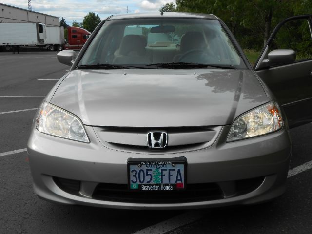 Honda Civic 2005 photo 2