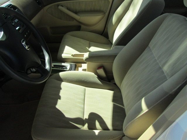 Honda Civic 2005 photo 2