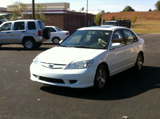 Honda Civic 2005 photo 2