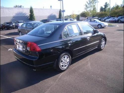 Honda Civic 2005 photo 2