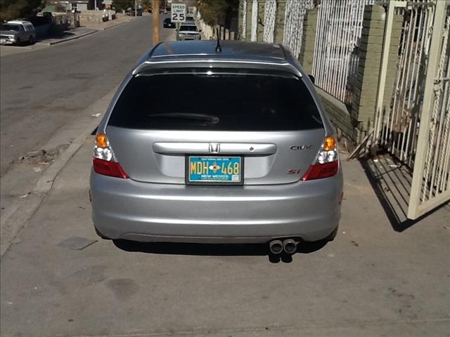 Honda Civic 2005 photo 2