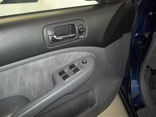 Honda Civic 2005 photo 1