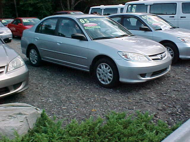 Honda Civic 2005 photo 2