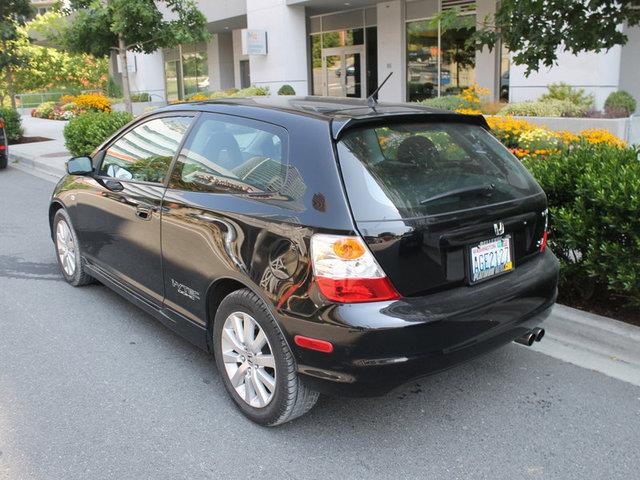 Honda Civic 2005 photo 1