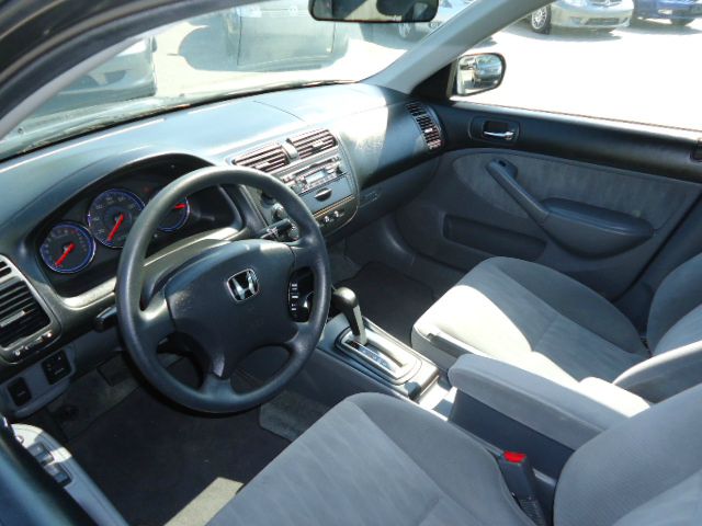 Honda Civic 2dr Reg Cab 120.5 WB Sedan