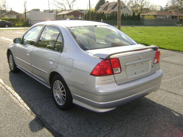 Honda Civic 2005 photo 1
