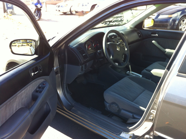 Honda Civic 2005 photo 3
