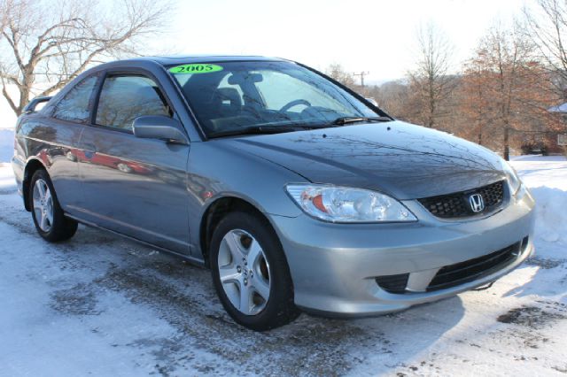 Honda Civic 2005 photo 1