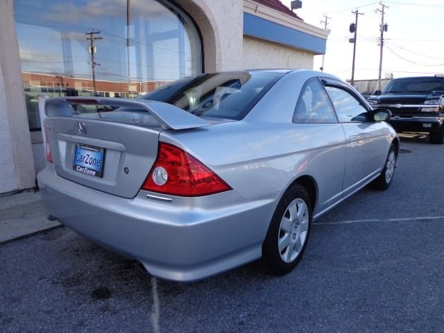 Honda Civic 2005 photo 4
