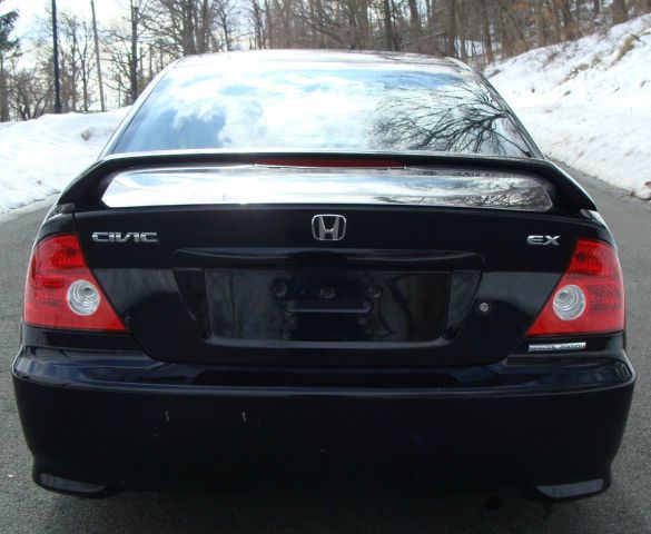 Honda Civic 2005 photo 4