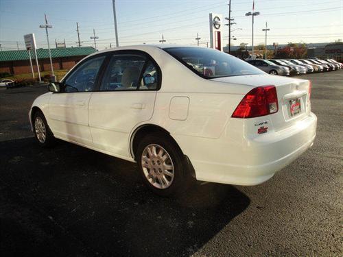Honda Civic 2005 photo 3