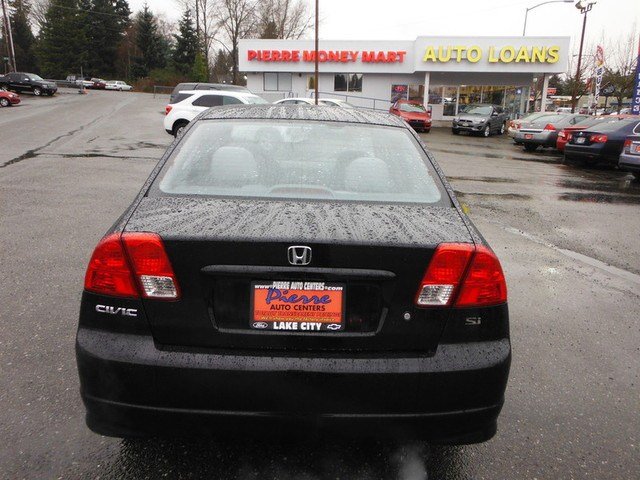 Honda Civic 2005 photo 3