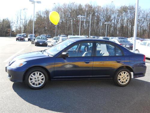 Honda Civic 2005 photo 2