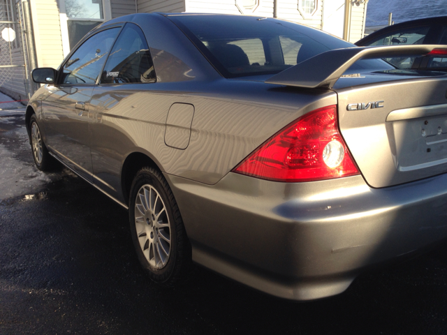 Honda Civic 2005 photo 2