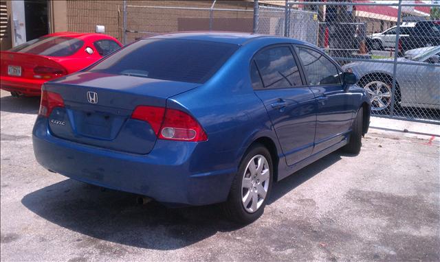 Honda Civic 2006 photo 2