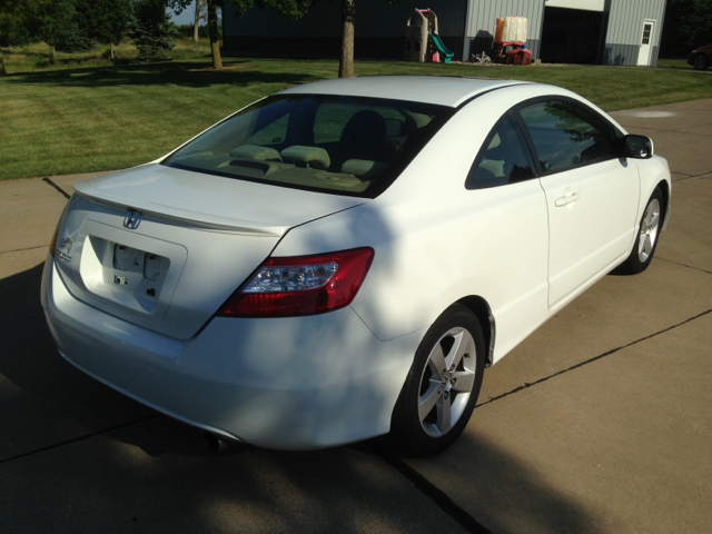 Honda Civic 2006 photo 2