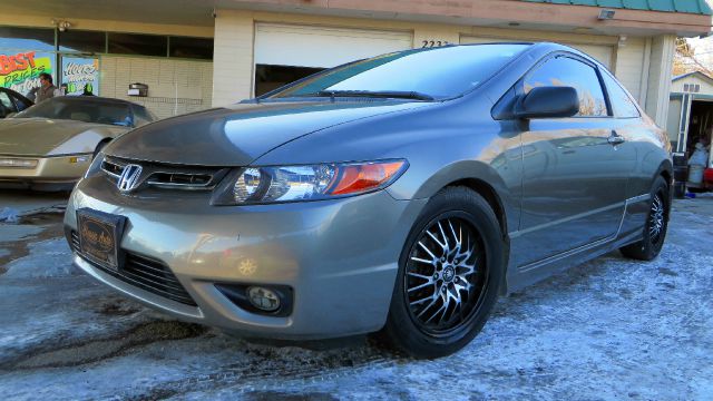 Honda Civic 2dr Reg Cab 120.5 WB Coupe