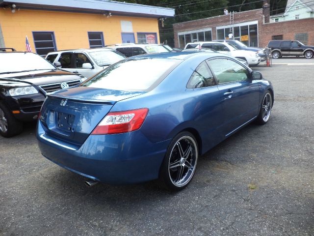 Honda Civic 2dr Reg Cab 120.5 WB Coupe