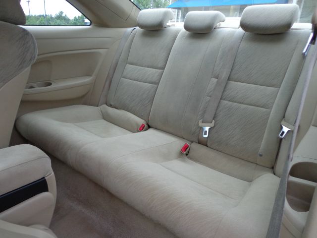 Honda Civic 2dr Reg Cab 120.5 WB Coupe