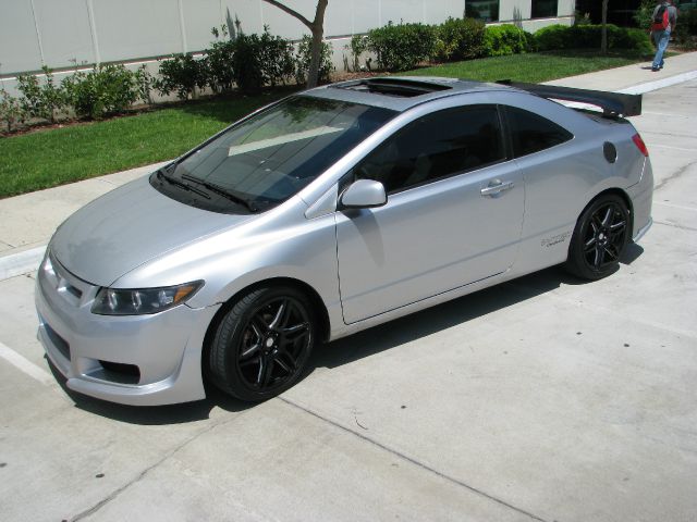 Honda Civic 2006 photo 2