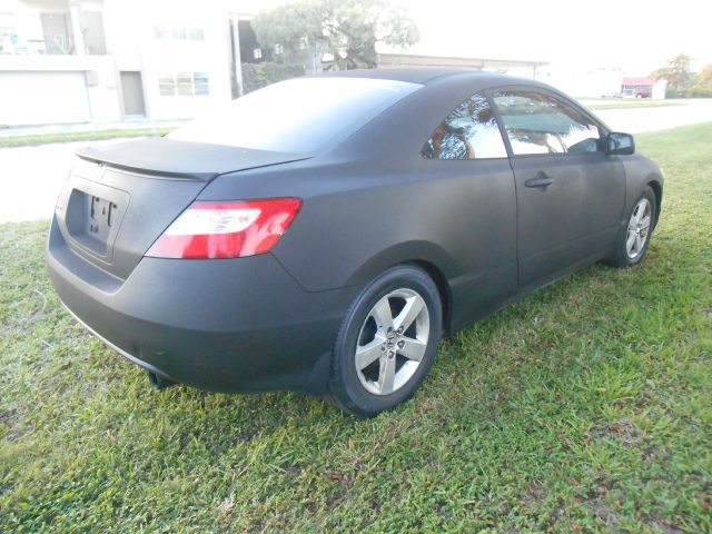 Honda Civic 2006 photo 2