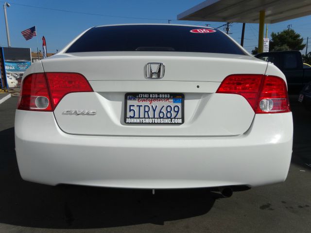 Honda Civic 2006 photo 1
