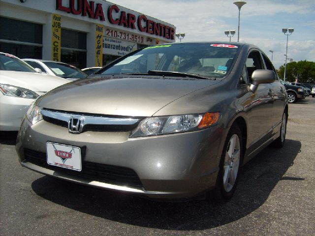 Honda Civic 2006 photo 2