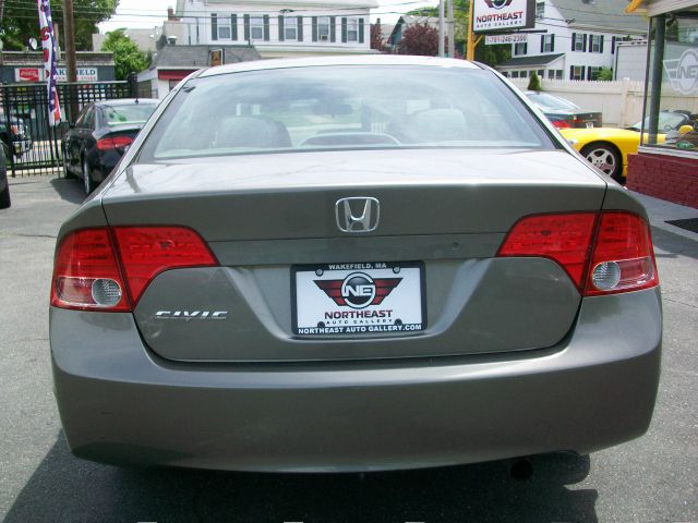 Honda Civic 2006 photo 2