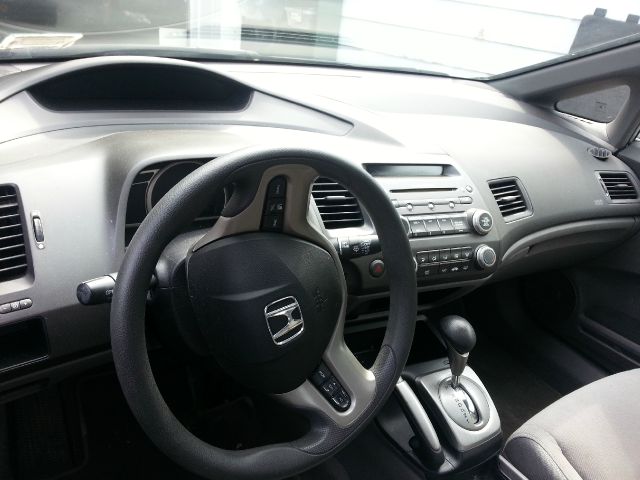 Honda Civic 2006 photo 2