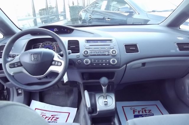 Honda Civic 2006 photo 2