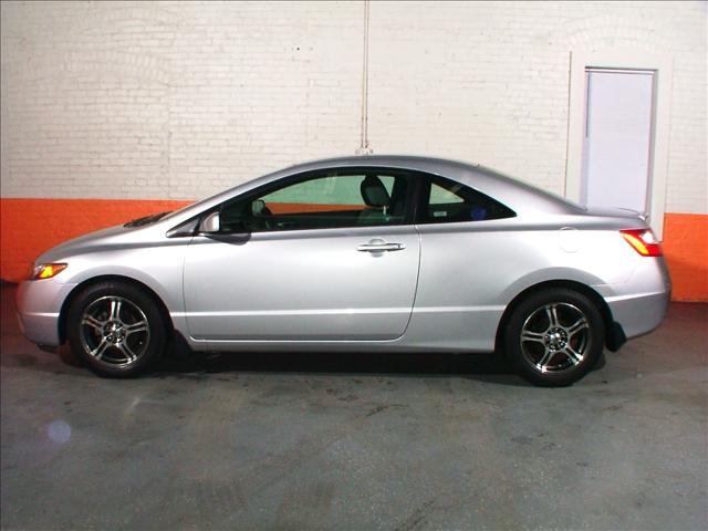 Honda Civic 2007 photo 2