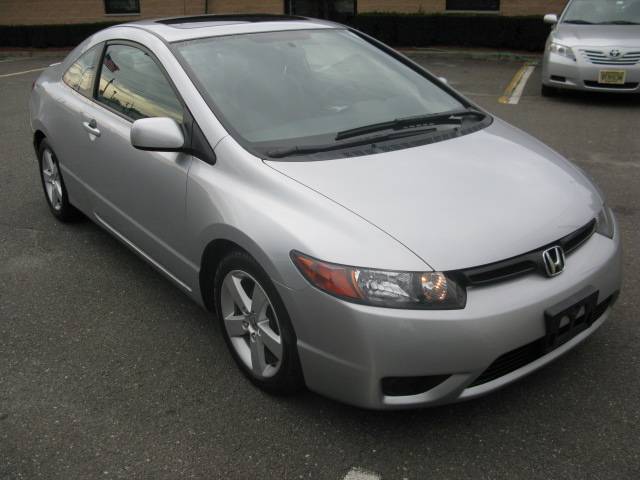 Honda Civic 2007 photo 2